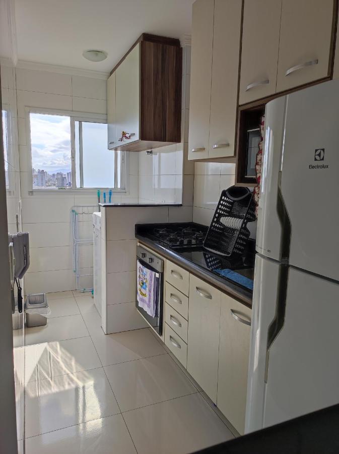Apartamento - Guilhermina - Grande