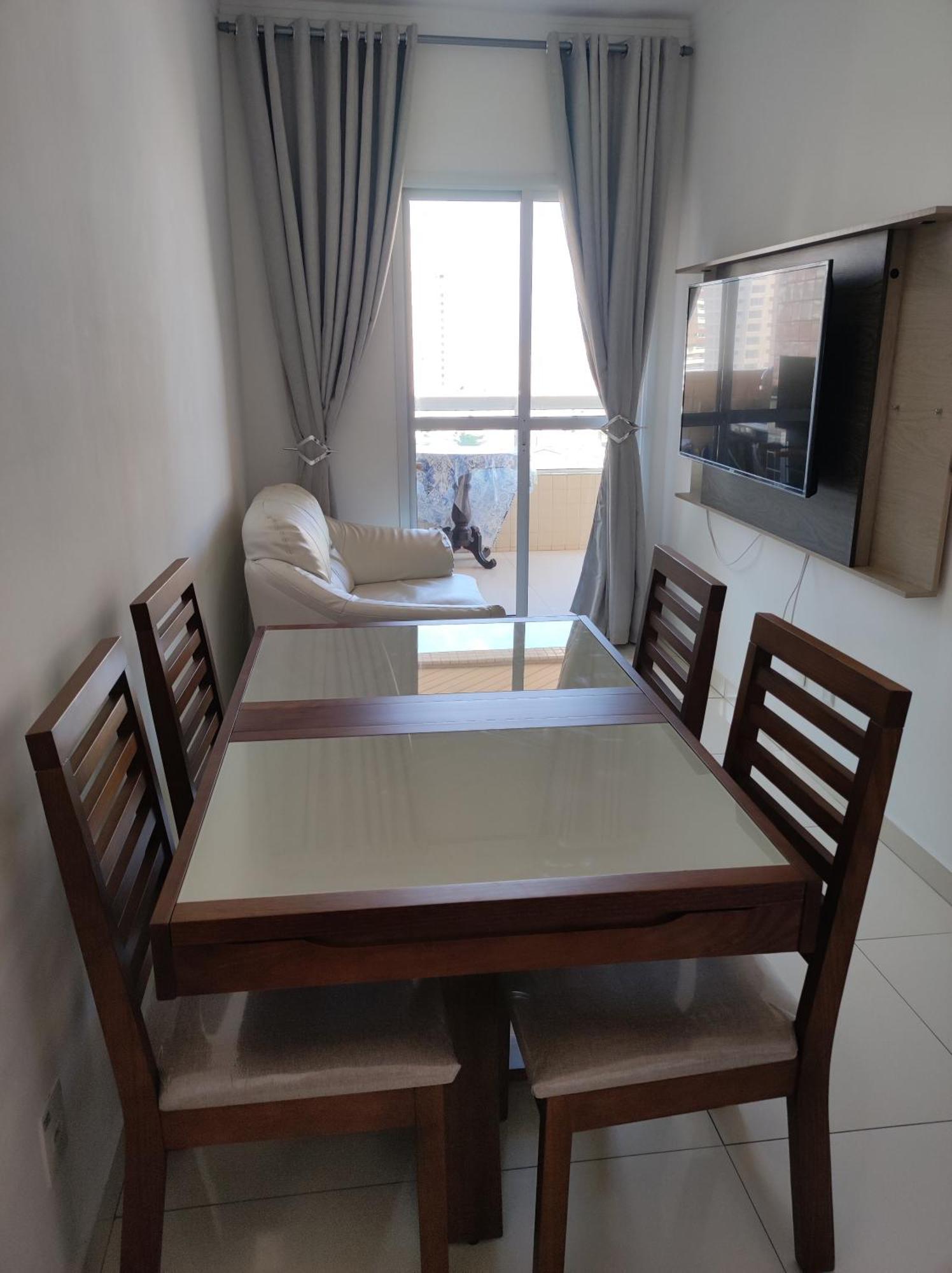 Apartamento - Guilhermina - Grande *